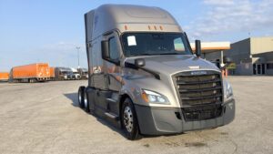 2024 Freightliner Cascadia – 72″ Raised Roof Double Bunk Sleeper, Detroit, Automatic, Optimized Idle